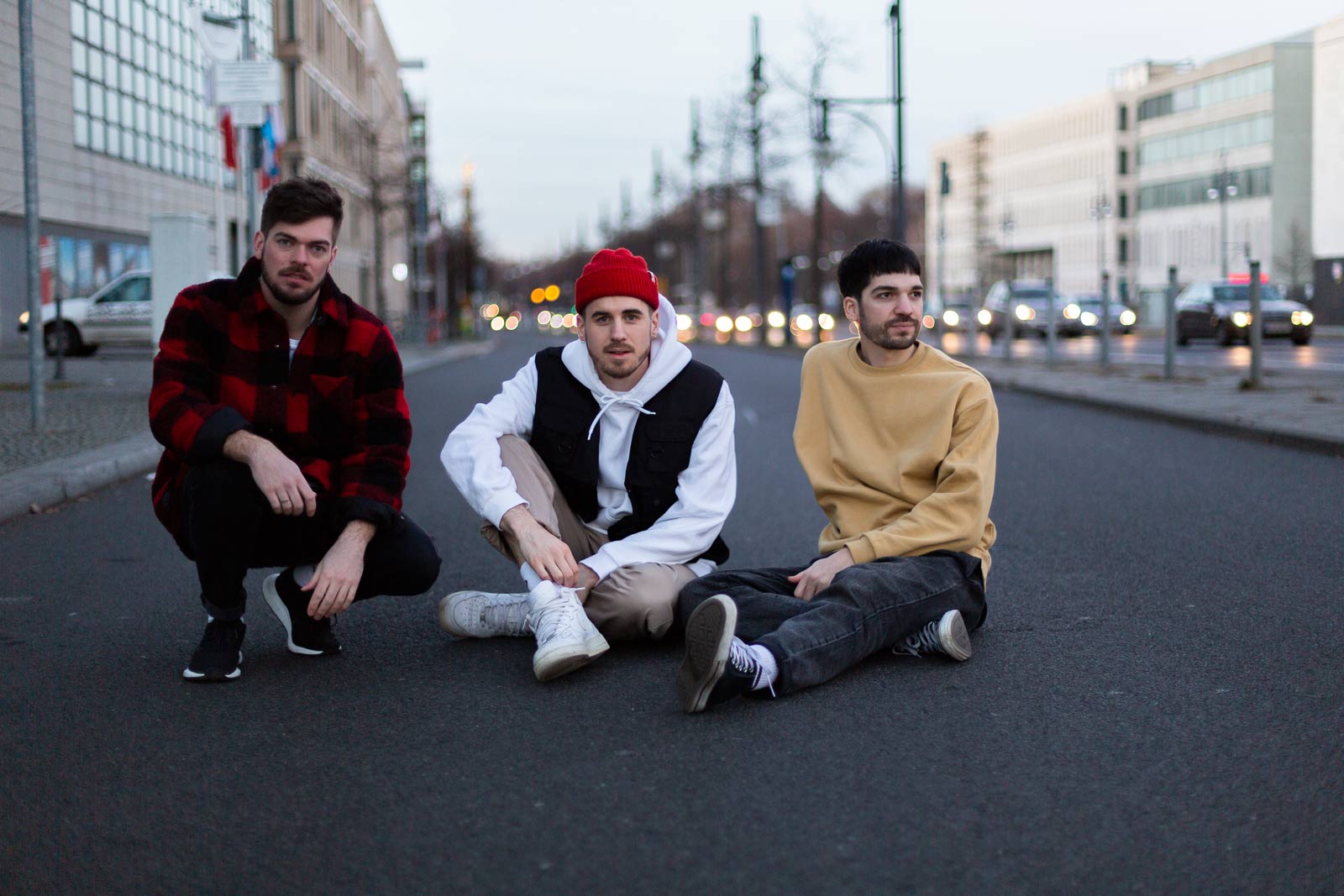 Lupid LUPID – neue Single & Video „Lieb mich jetzt“ 05.04.2019 – Knittel-PR